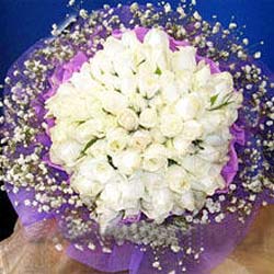 71 adet beyaz gül buketi   Yozgat çiçek , çiçekçi , çiçekçilik 