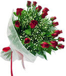  Yozgat internetten çiçek satışı  11 adet kirmizi gül buketi sade ve hos sevenler