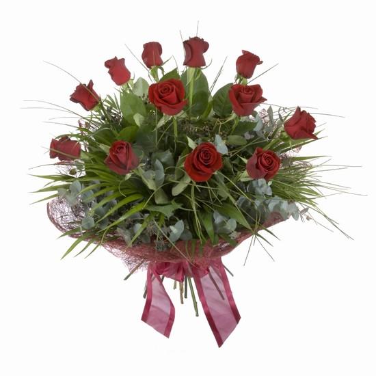 Etkileyici buket 11 adet kirmizi gül buketi  Yozgat internetten çiçek satışı 