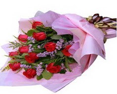 11 adet kirmizi güllerden görsel buket  Yozgat çiçek gönderme sitemiz güvenlidir 