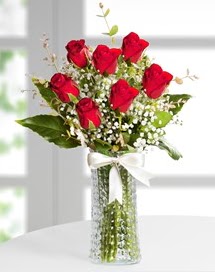 Cam vazoda 7 adet kırmızı gül  Yozgat çiçek , çiçekçi , çiçekçilik 