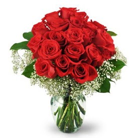 25 adet kırmızı gül cam vazoda  Yozgat çiçek , çiçekçi , çiçekçilik 