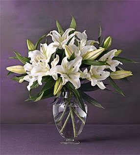  Yozgat İnternetten çiçek siparişi  4 dal cazablanca vazo çiçeği