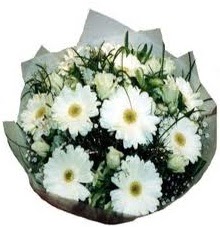 Eşime sevgilime en güzel hediye  Yozgat hediye sevgilime hediye çiçek 