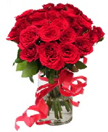 21 adet vazo içerisinde kırmızı gül  Yozgat çiçek satışı 
